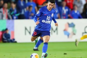 包含英超赛前再迎强敌；上海申花刷新队史纪录；主帅态度：目标明确；资深球员宣示担当的词条亚娱体育网页版