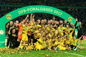 包含法兰克福迎国王杯关键赛，赛后豪取连胜，更衣室稳定，赛程密集仍需轮换的词条亚娱体育娱乐在线登入